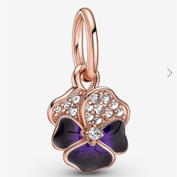 💜💜VIBRANT AND BEAUTIFUL DEEP PURPLE PANSY FLOWER DANGLE CHARM💜💜 - Picture 1 of 8